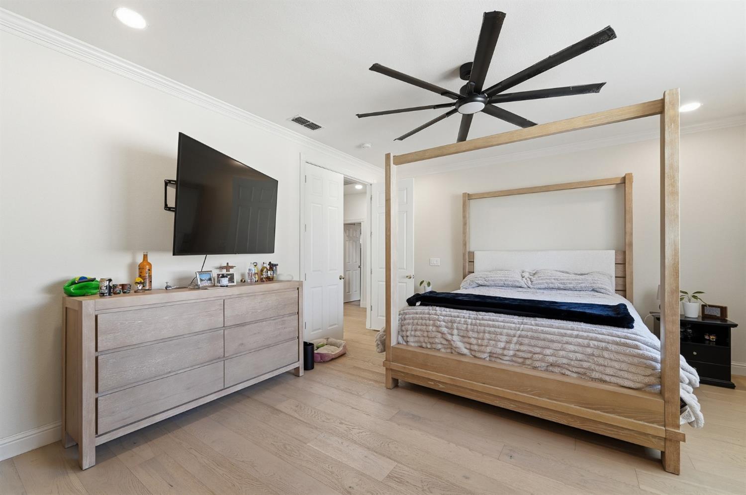 3417 Hillglen Ave, Modesto, CA 95355