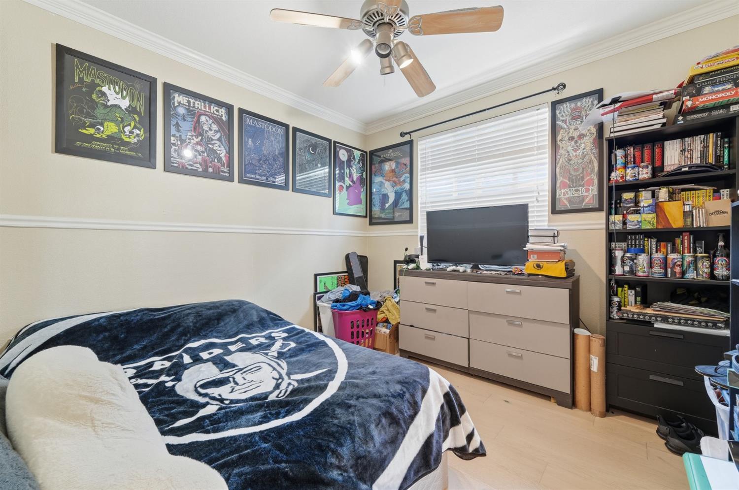 3417 Hillglen Ave, Modesto, CA 95355