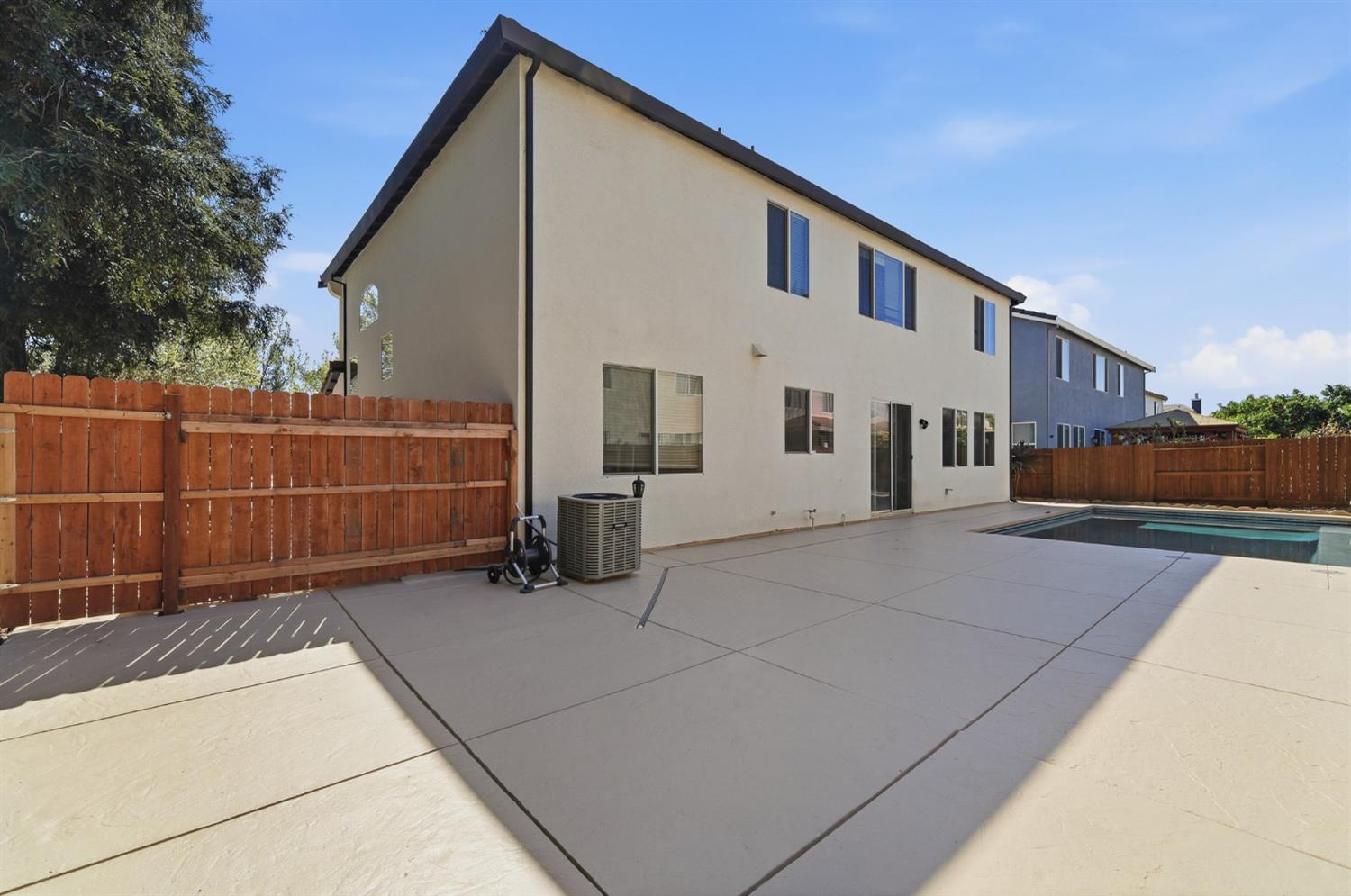 3417 Hillglen Ave, Modesto, CA 95355