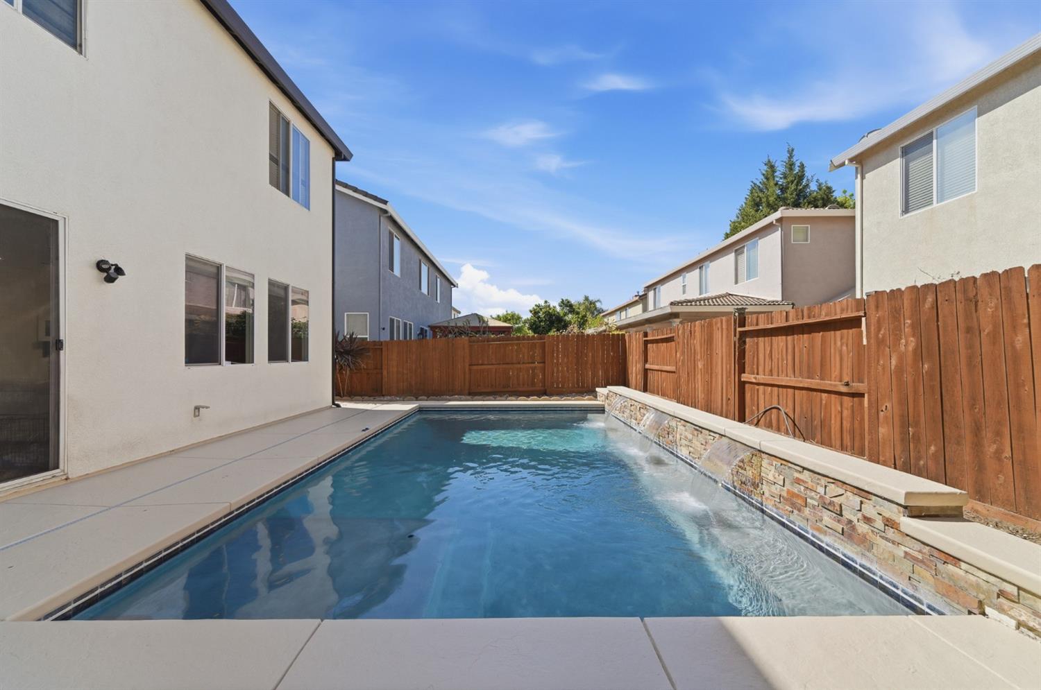 3417 Hillglen Ave, Modesto, CA 95355