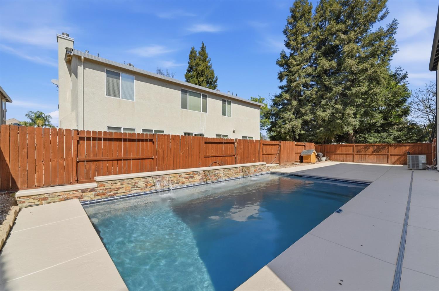 3417 Hillglen Ave, Modesto, CA 95355