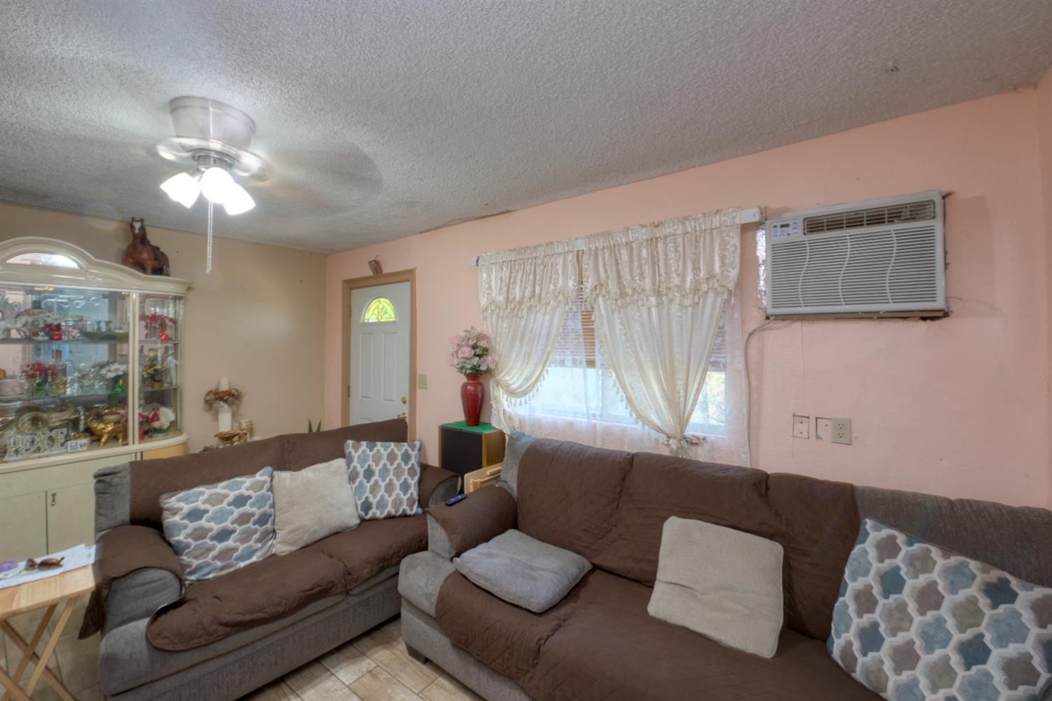 202 Olivero Rd, Modesto, CA 95358