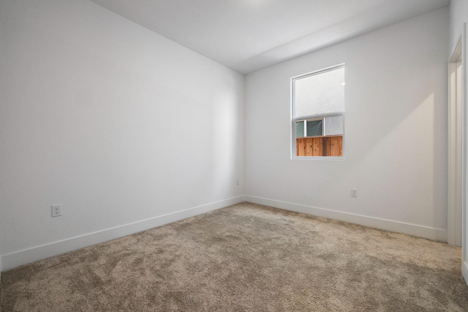 2209 Greenhorn Rd, Patterson, CA 95363