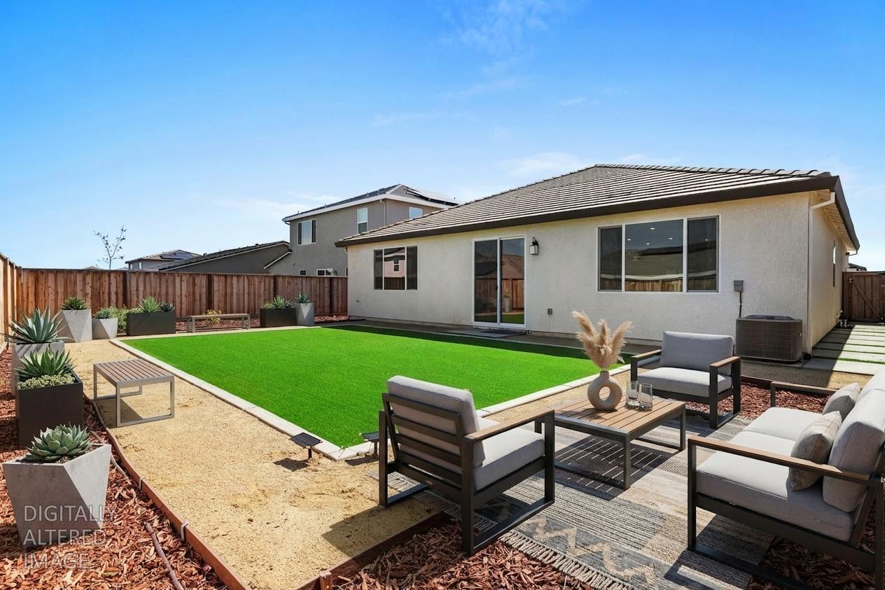 2209 Greenhorn Rd, Patterson, CA 95363