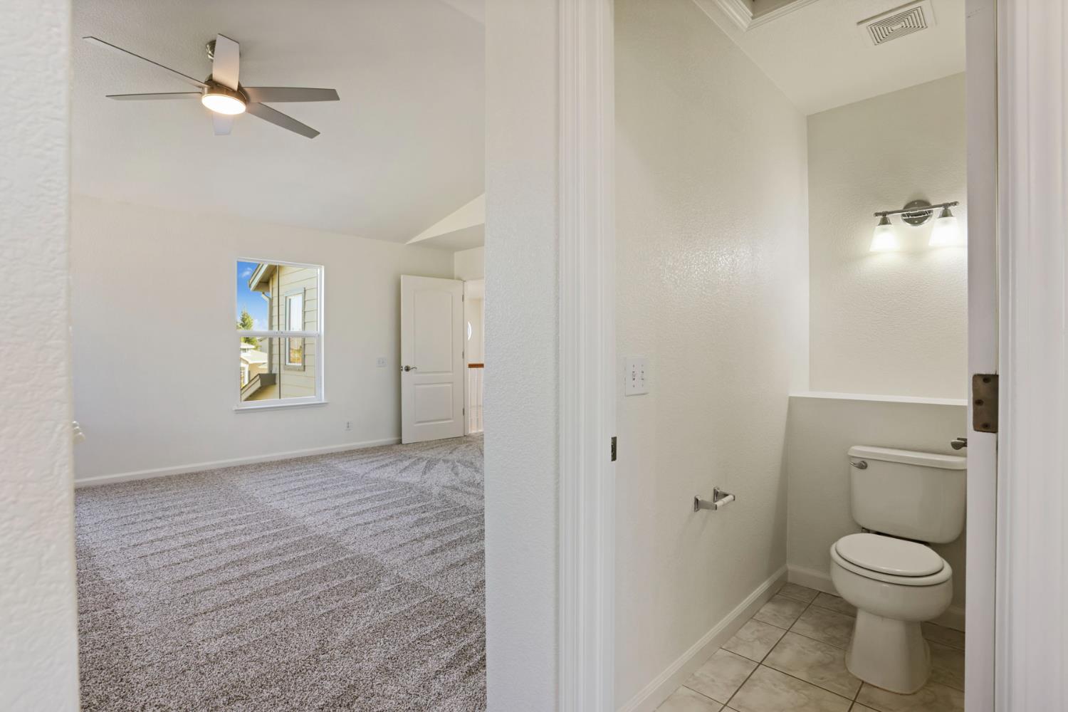 250 Fragrance St, Manteca, CA 95337