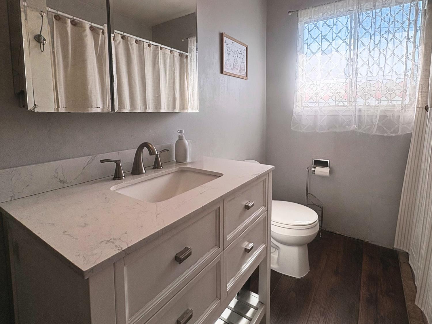 16316 Hilltop, Delhi, CA 95315