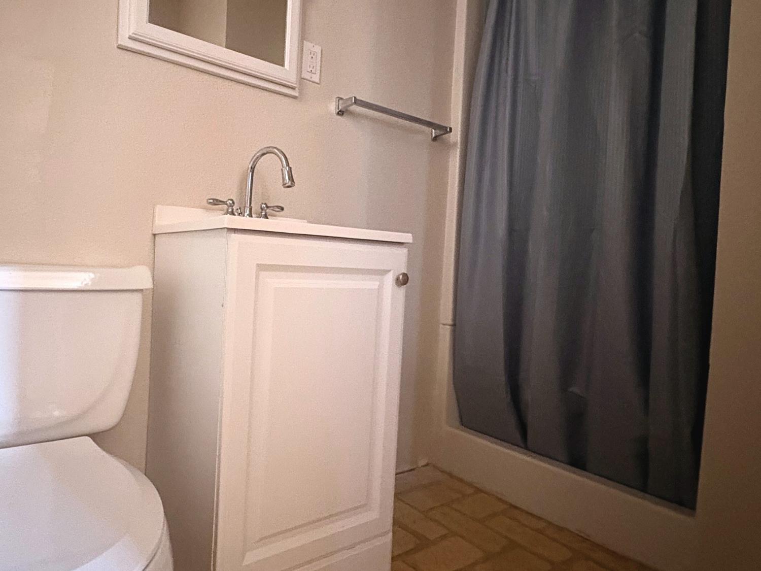 16316 Hilltop, Delhi, CA 95315