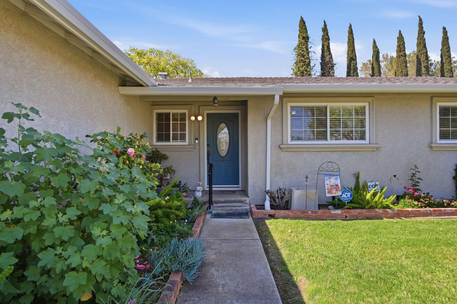 647 Ward Ave, Patterson, CA 95363