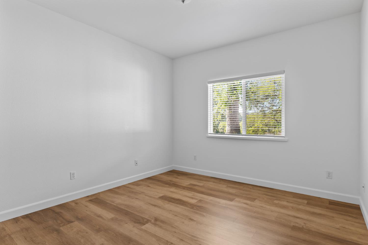 217 Poker Flat Rd, Copperopolis, CA 95228