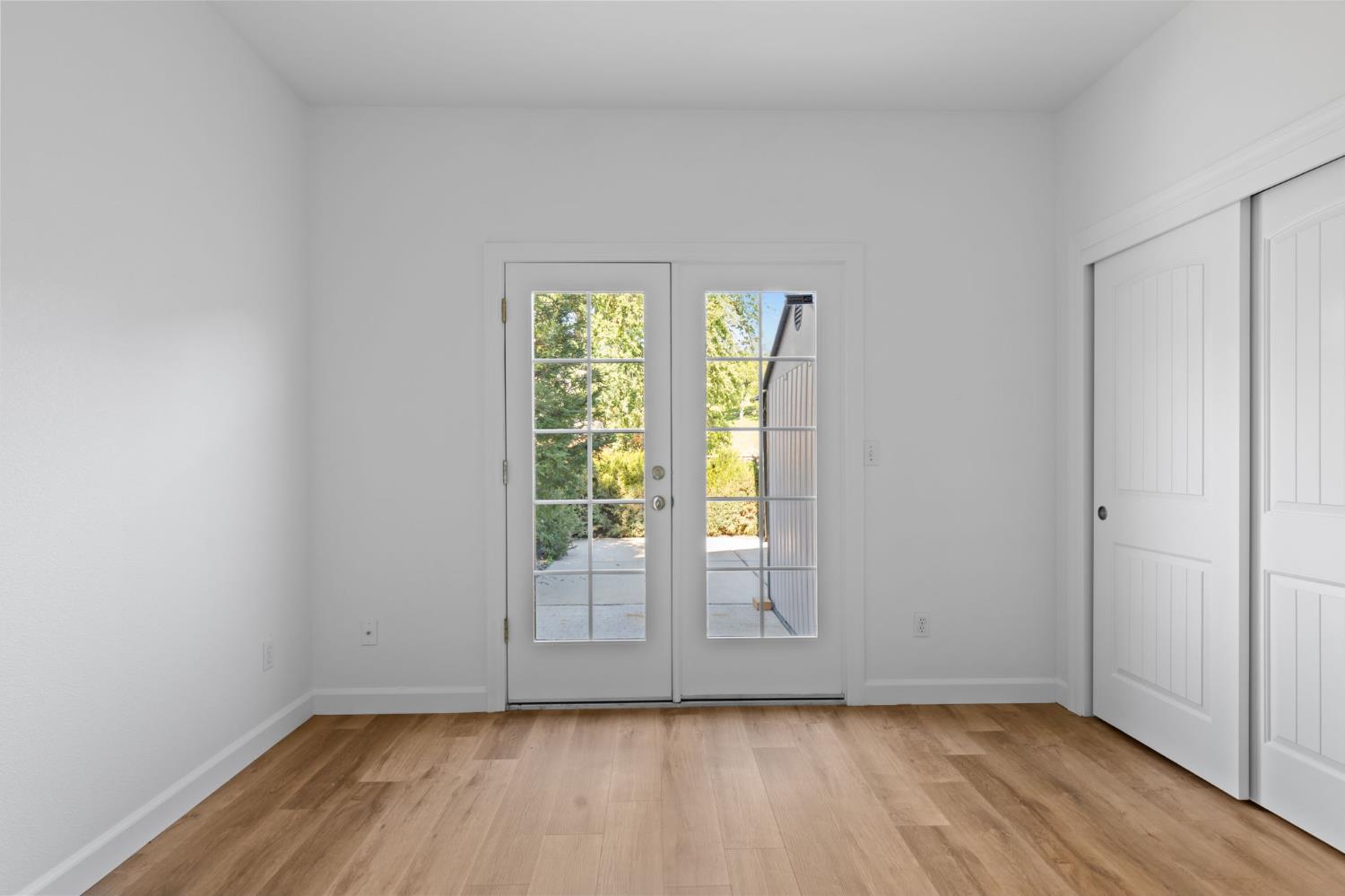 217 Poker Flat Rd, Copperopolis, CA 95228