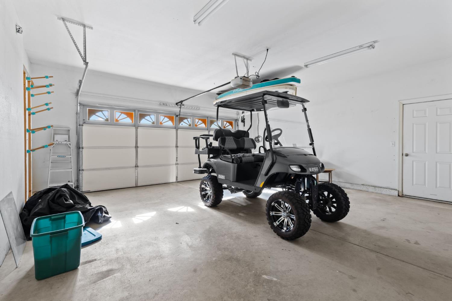 217 Poker Flat Rd, Copperopolis, CA 95228