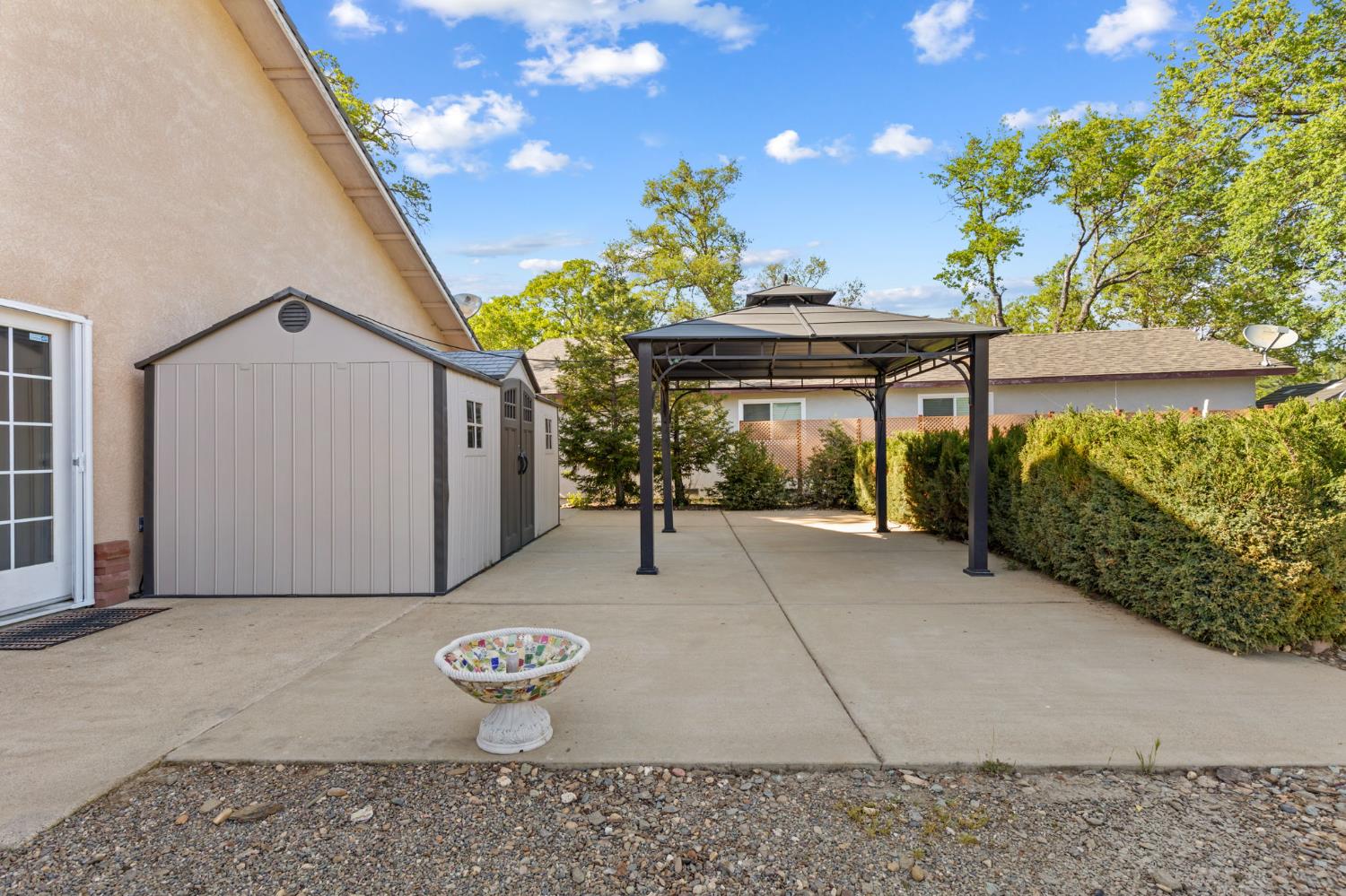 217 Poker Flat Rd, Copperopolis, CA 95228