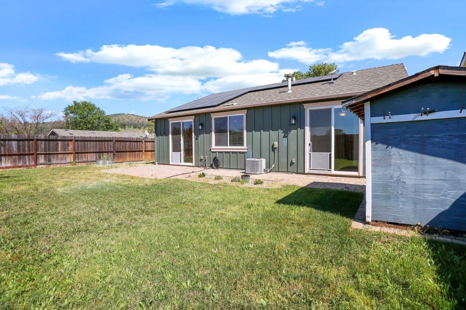 312 Copper Crest Dr, Copperopolis, CA 95228