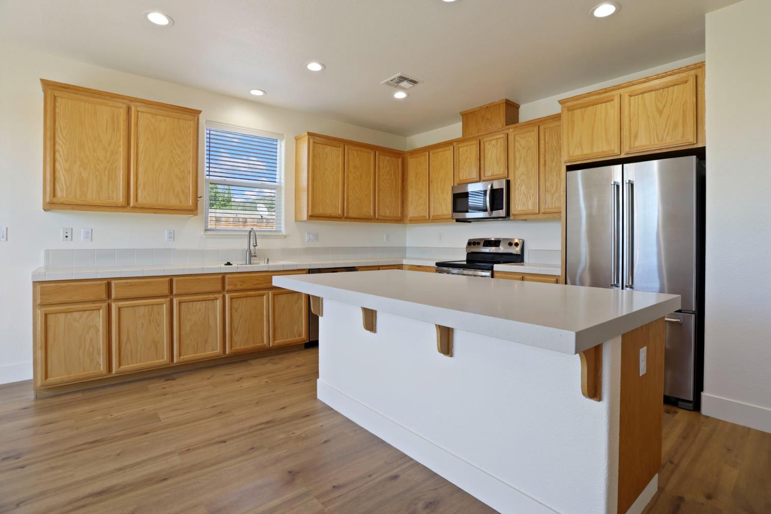 312 Copper Crest Dr, Copperopolis, CA 95228