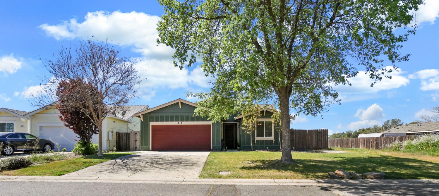 312 Copper Crest Dr, Copperopolis, CA 95228