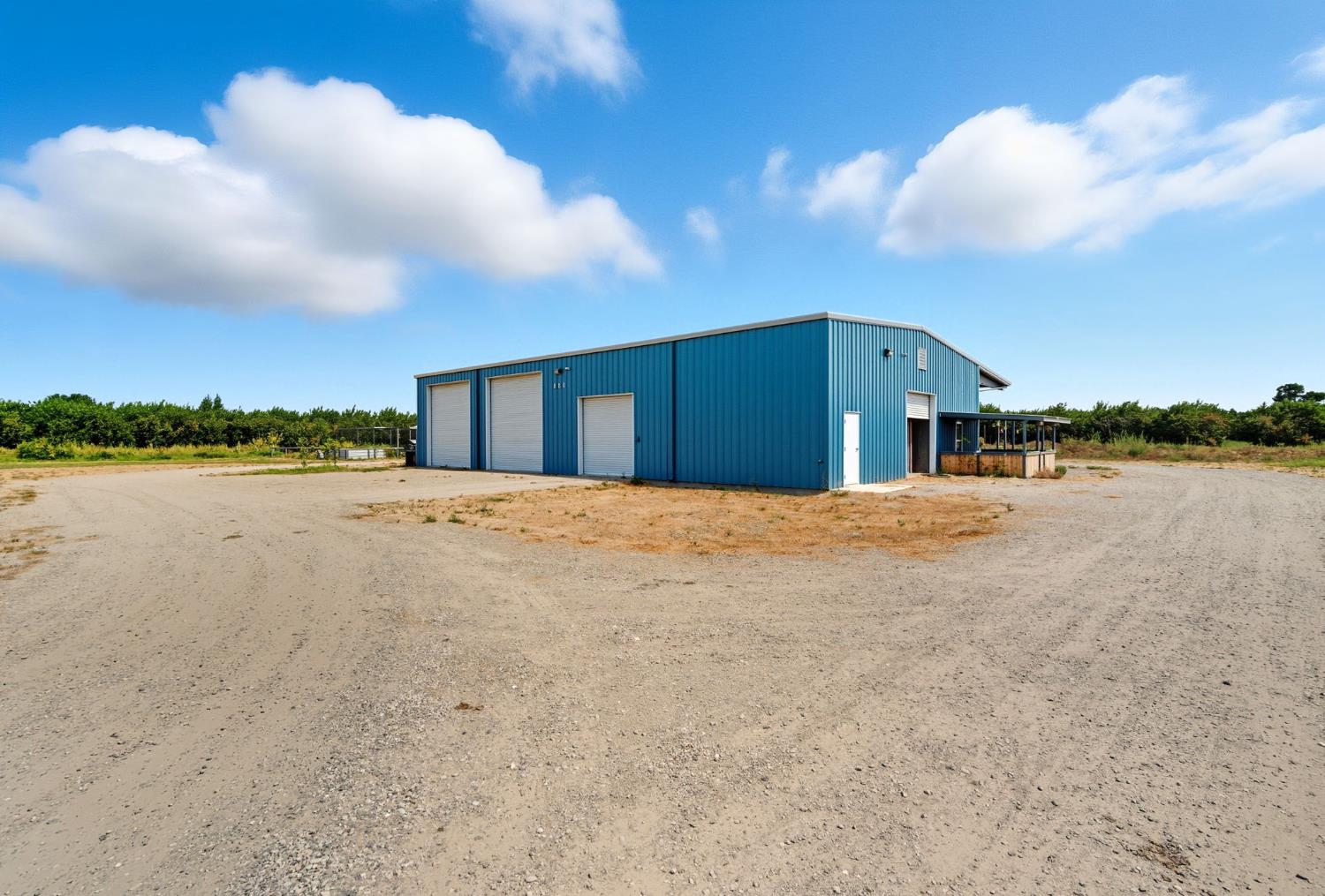 880 Root Rd, Modesto, CA 95357