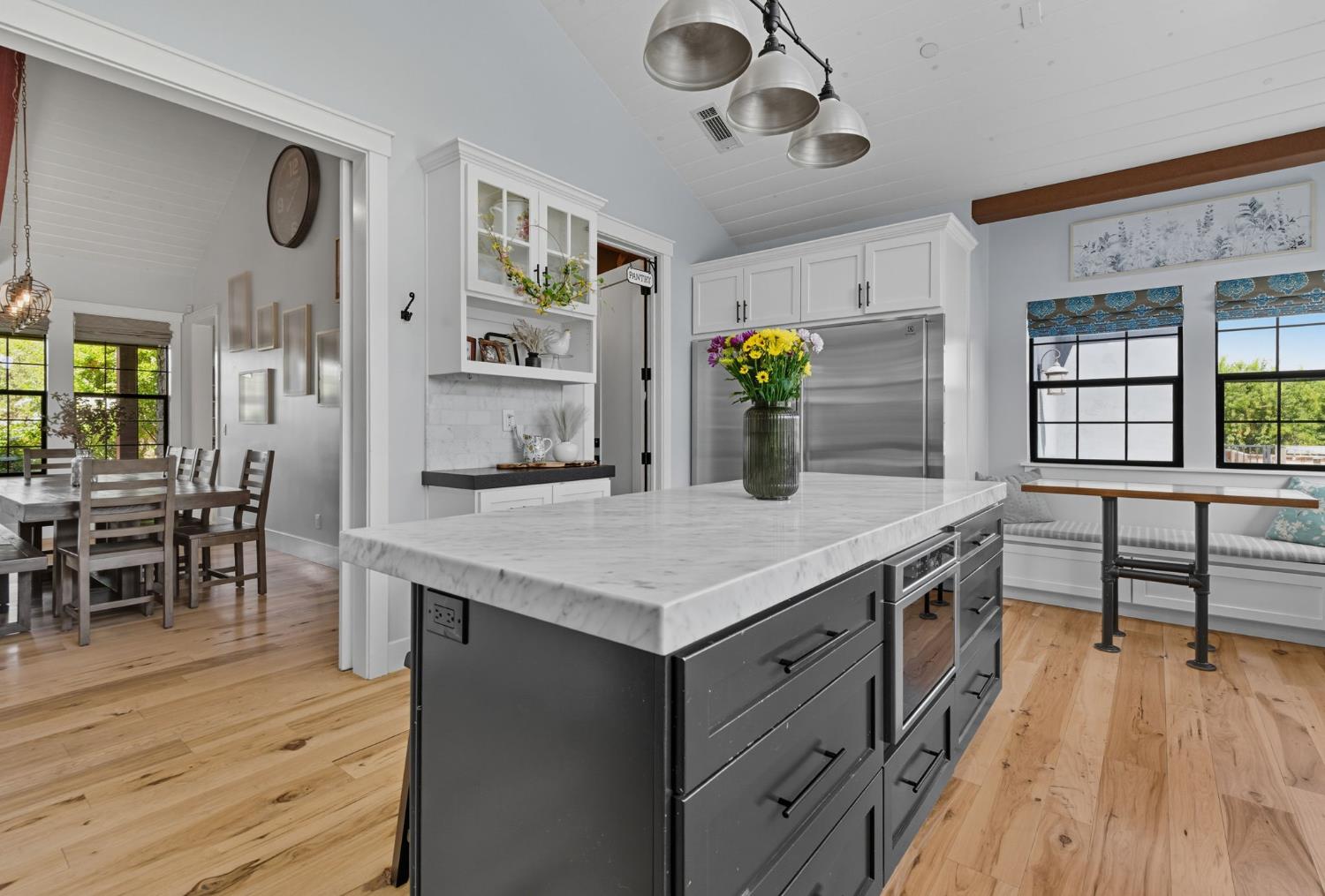 5601 Garst Rd, Modesto, CA 95357