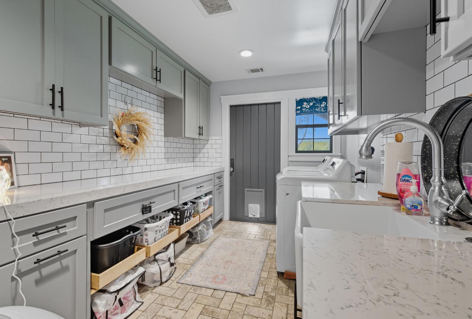 5601 Garst Rd, Modesto, CA 95357