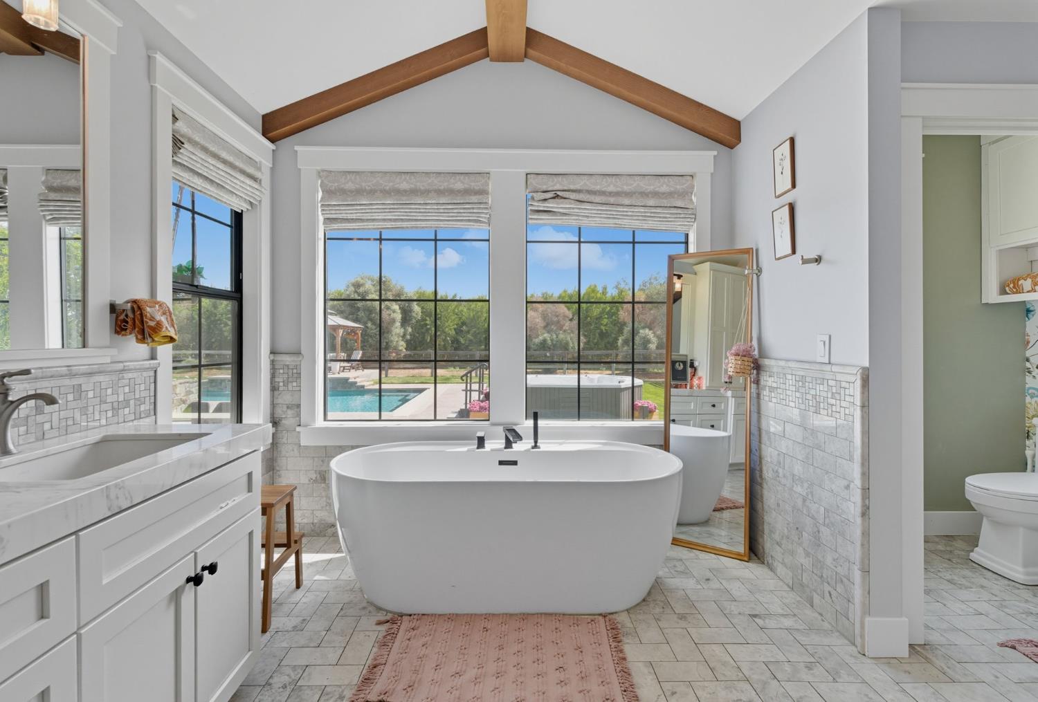 5601 Garst Rd, Modesto, CA 95357