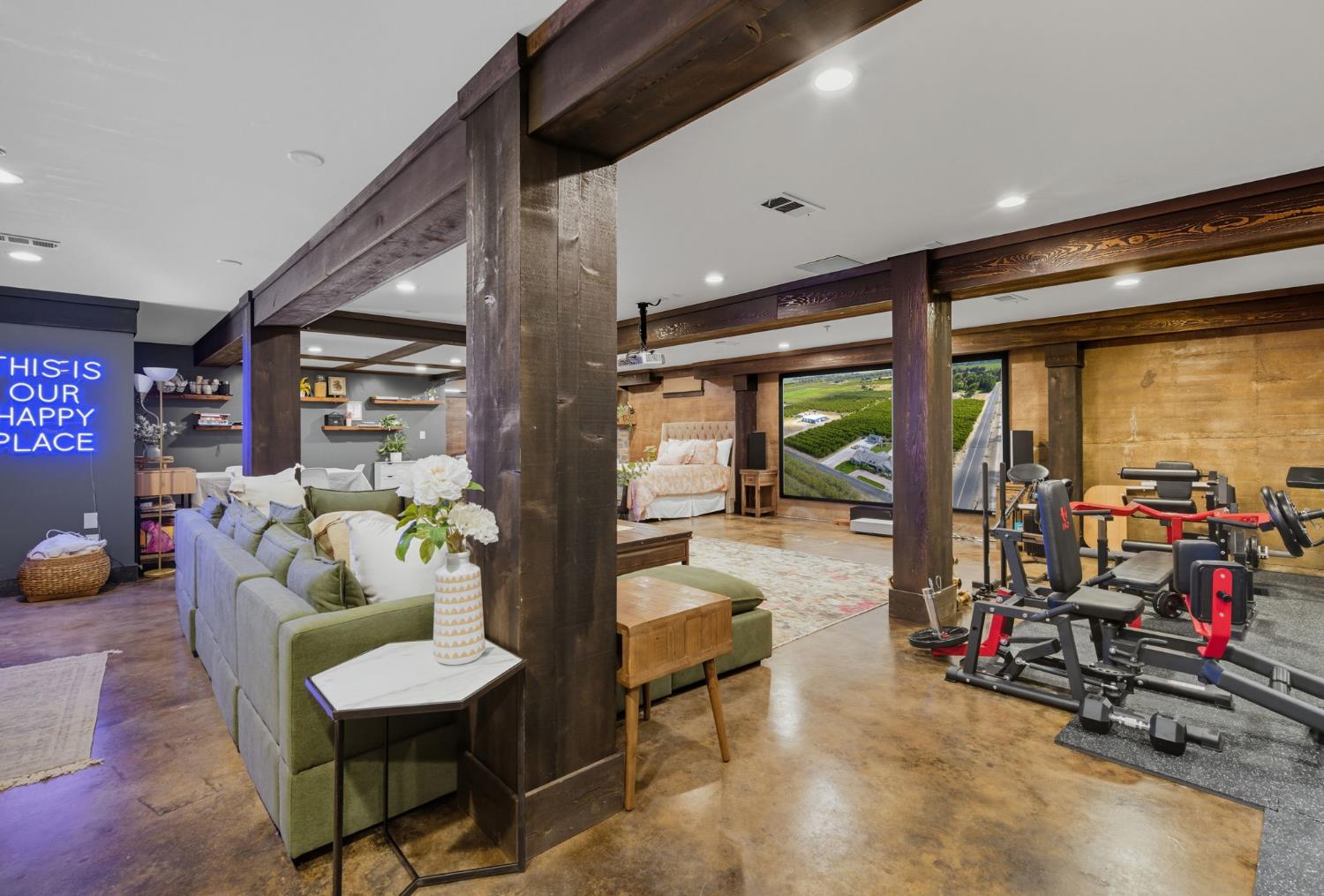 5601 Garst Rd, Modesto, CA 95357