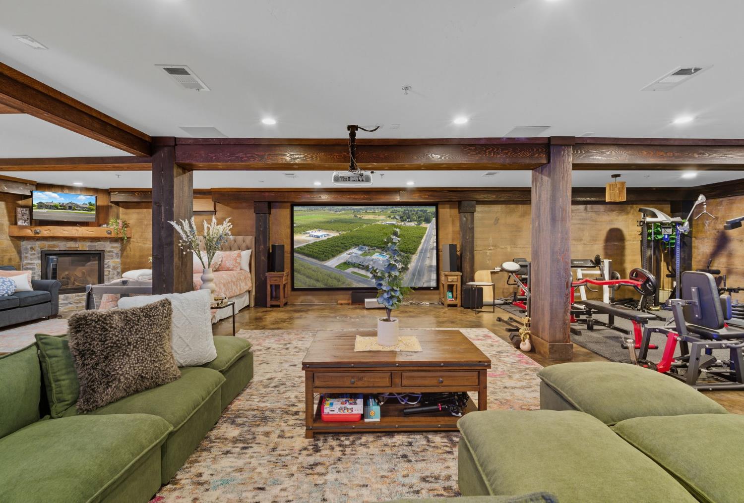 5601 Garst Rd, Modesto, CA 95357