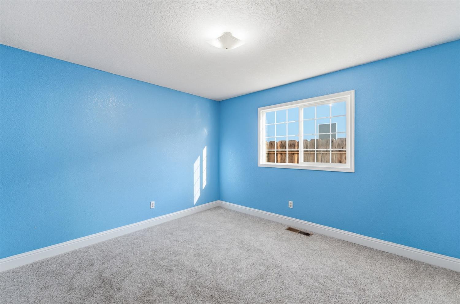 1509 Maplehill Rd, Modesto, CA 95350