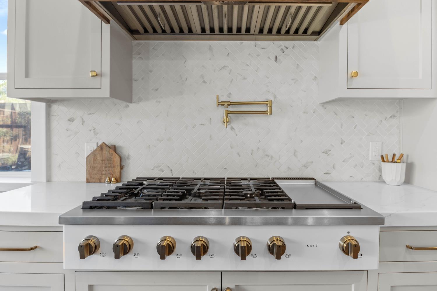 637 Rebekah Ct, Ripon, CA 95366