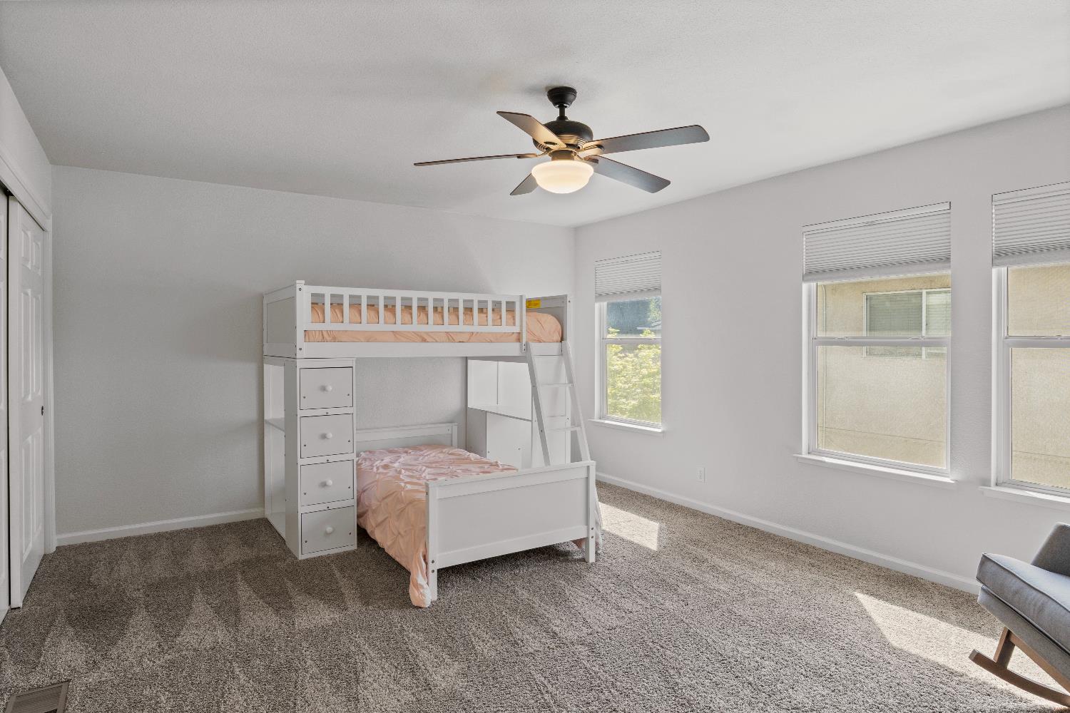 637 Rebekah Ct, Ripon, CA 95366