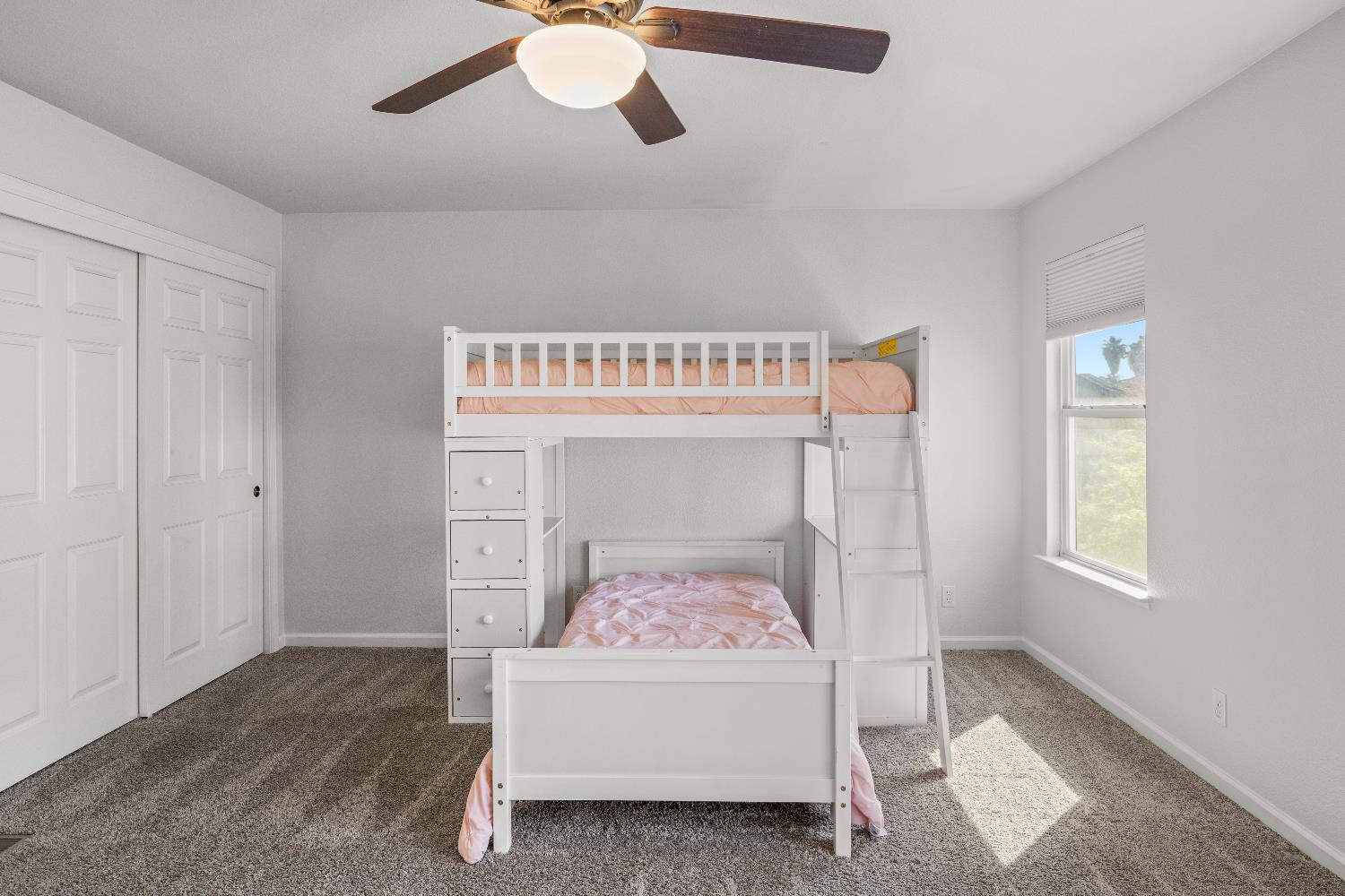 637 Rebekah Ct, Ripon, CA 95366