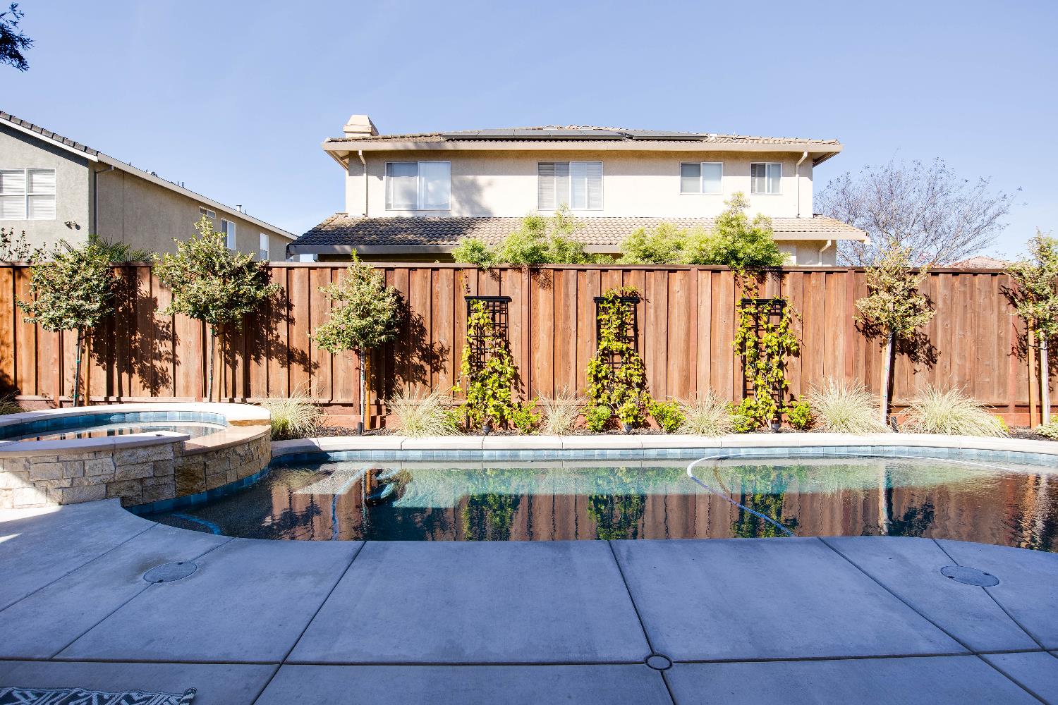 637 Rebekah Ct, Ripon, CA 95366