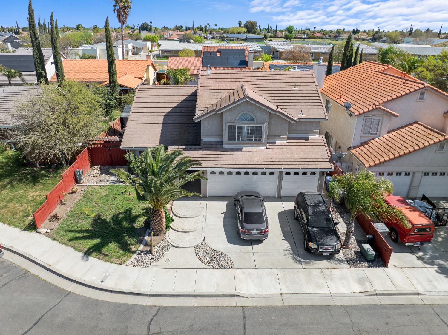 446 Port St, Los Banos, CA 93635