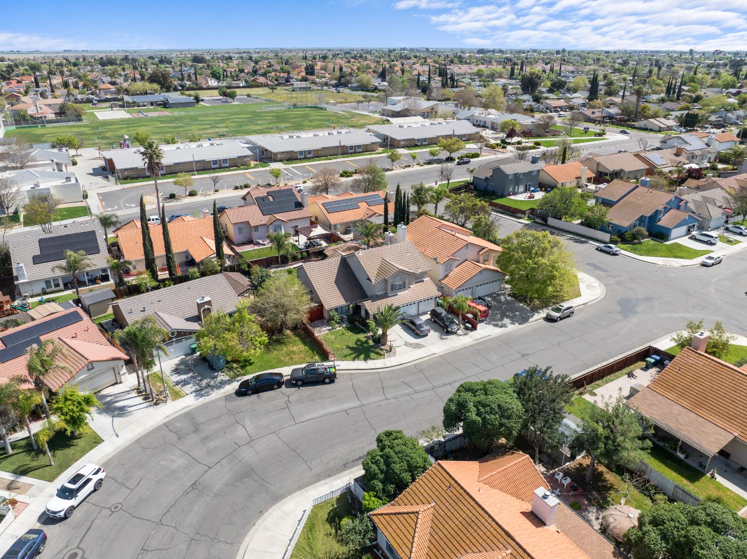 446 Port St, Los Banos, CA 93635