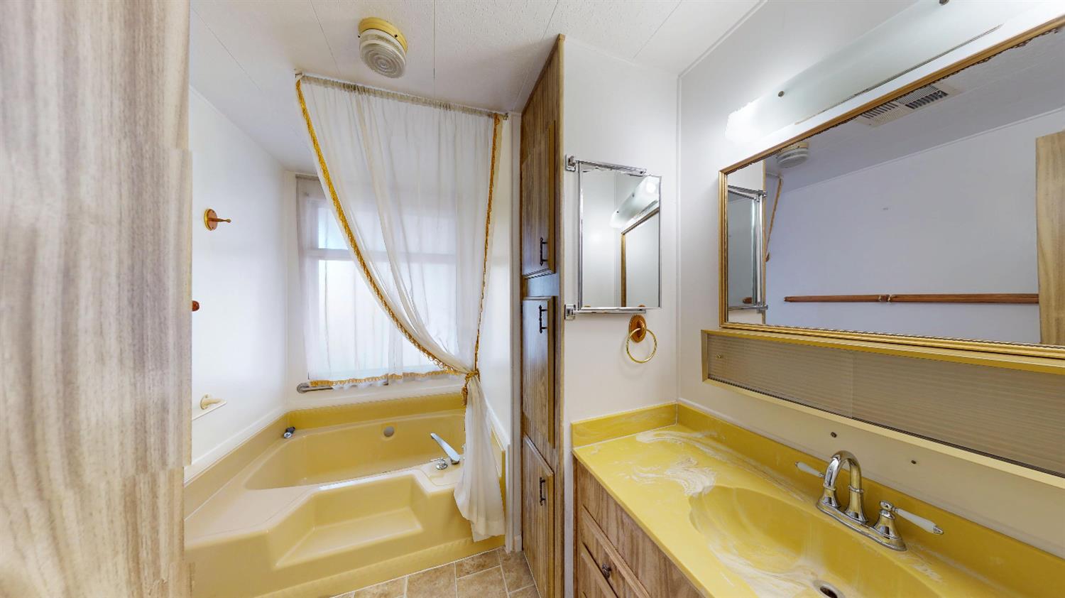 2621 Prescott #189, Modesto, CA 95350