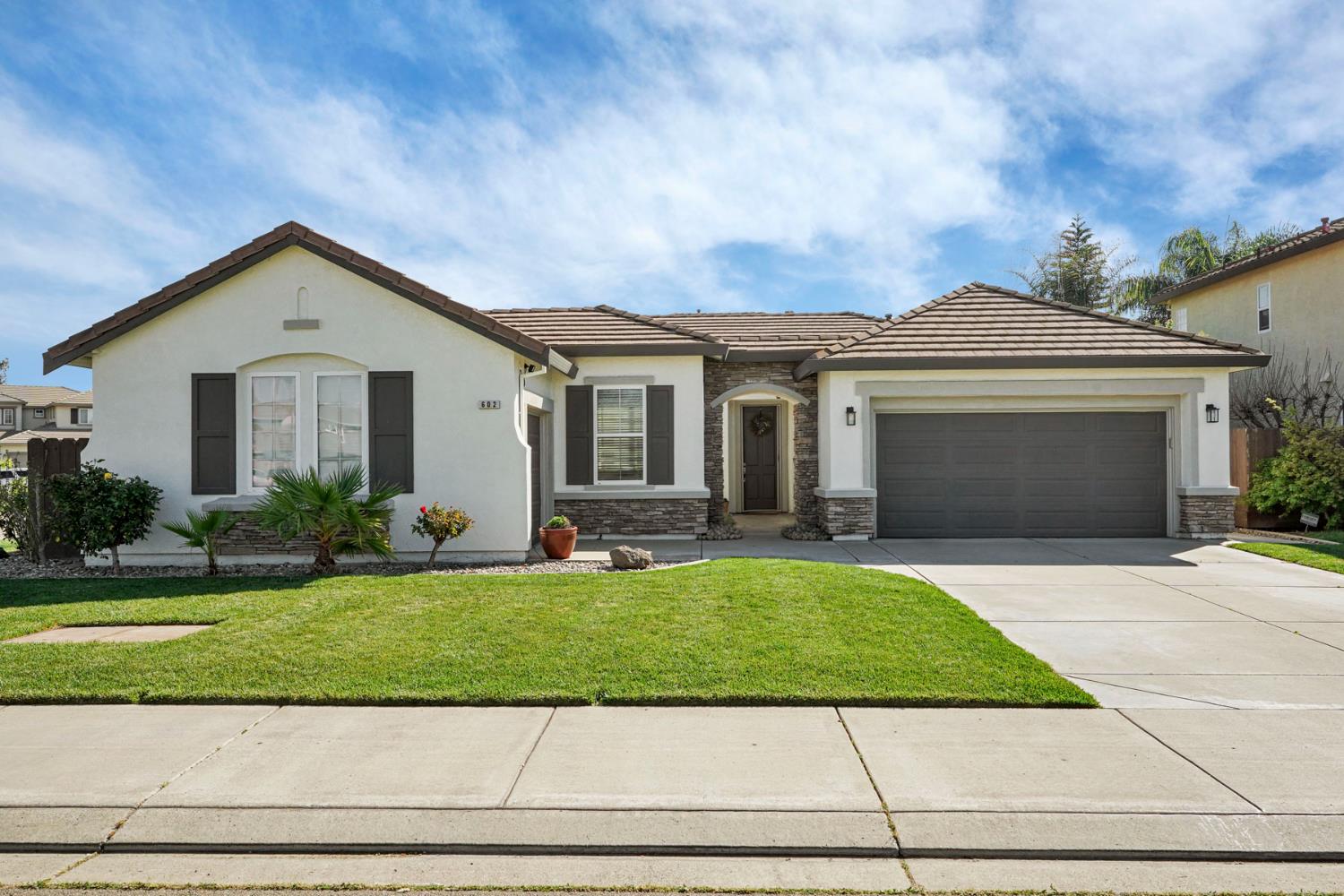 602 S Highland Ave, Ripon, CA 95366