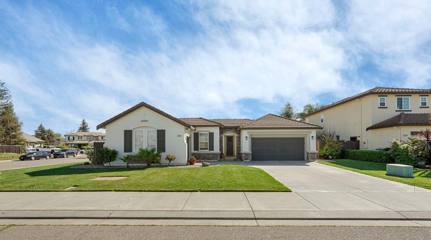 602 S Highland Ave, Ripon, CA 95366