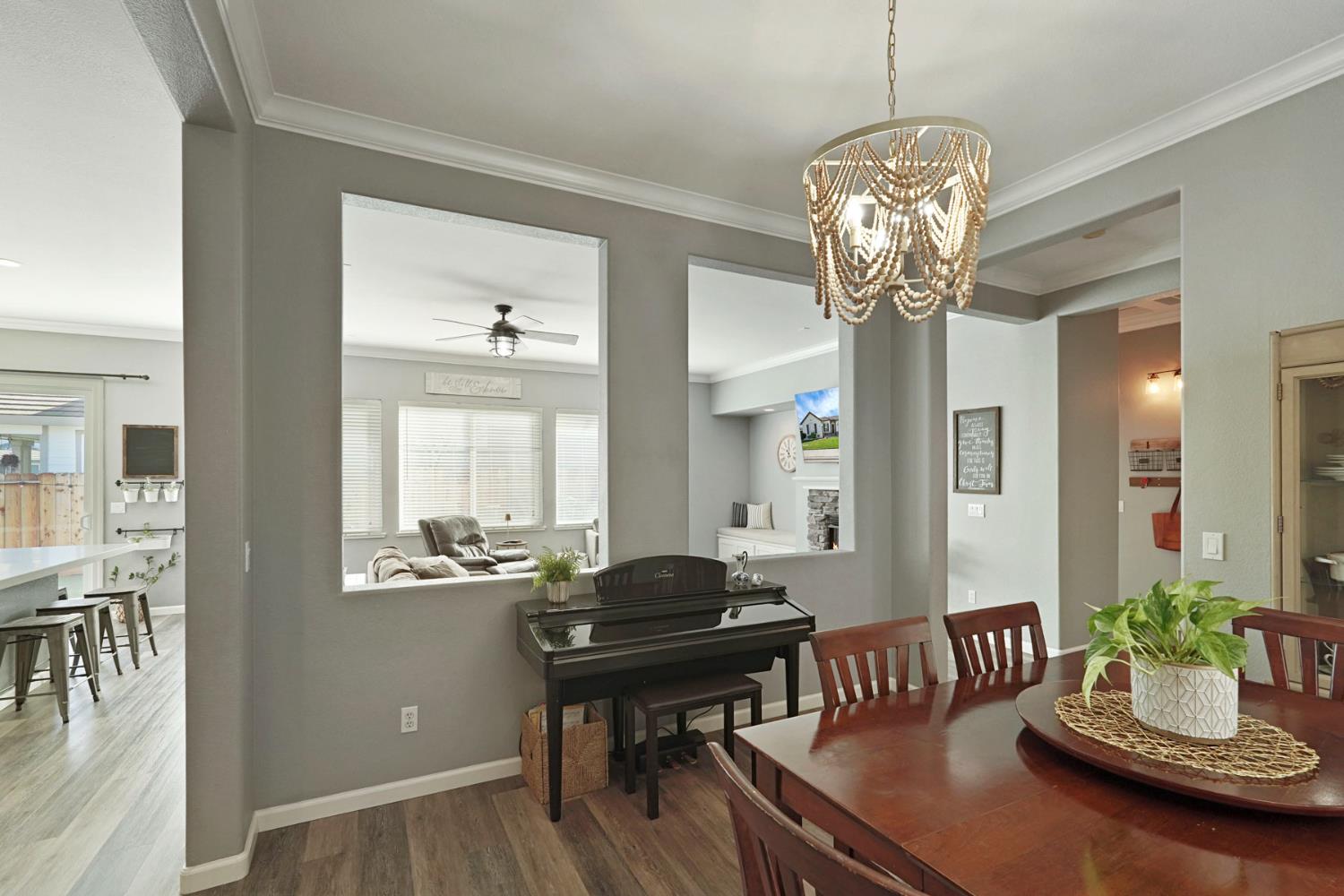 602 S Highland Ave, Ripon, CA 95366