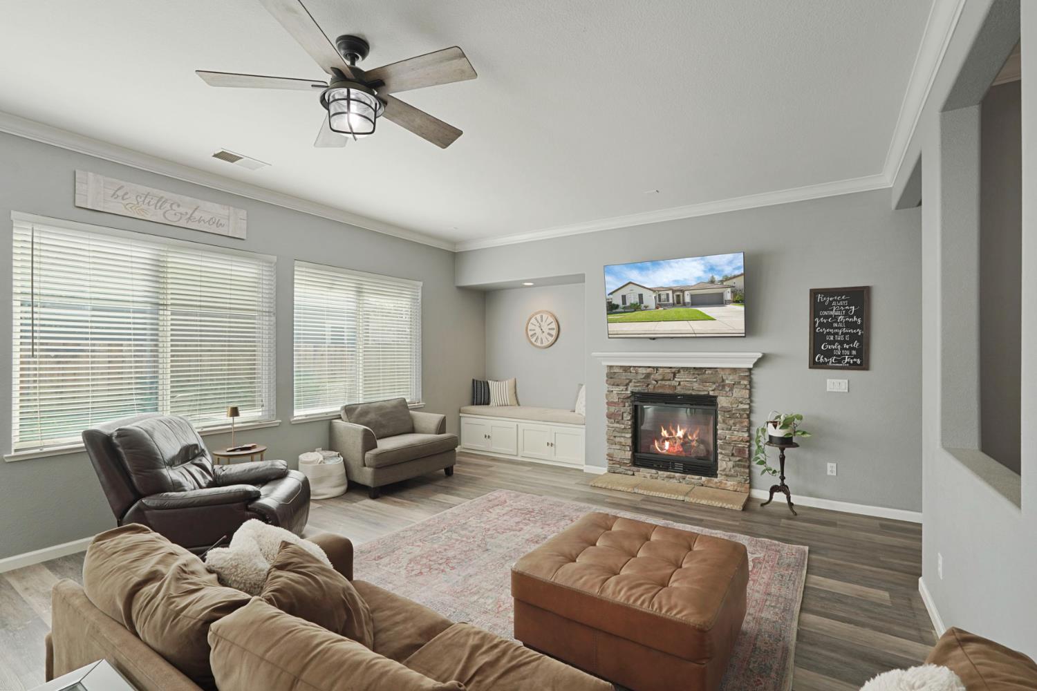 602 S Highland Ave, Ripon, CA 95366