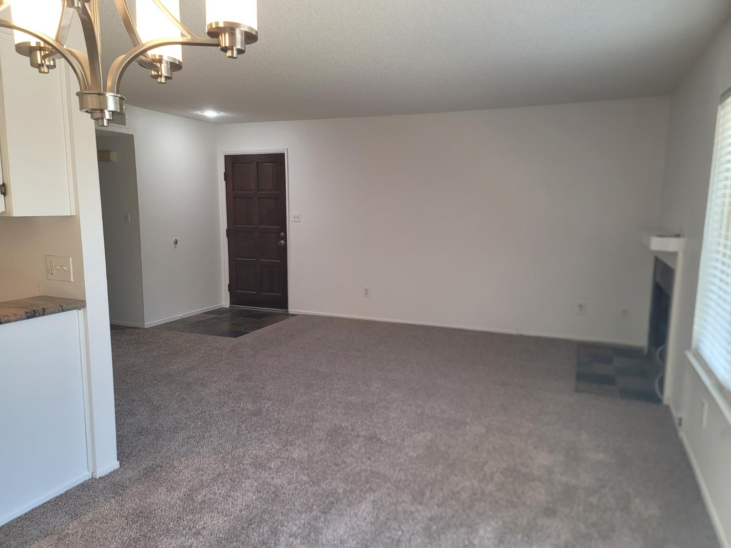 3701 Colonial Dr #89, Modesto, CA 95356