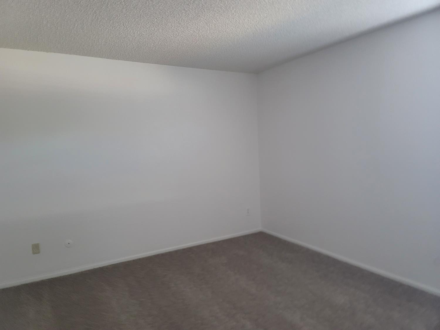 3701 Colonial Dr #89, Modesto, CA 95356