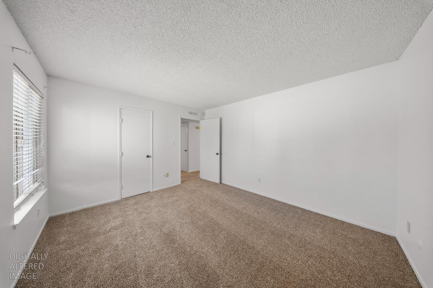 3701 Colonial Dr #89, Modesto, CA 95356