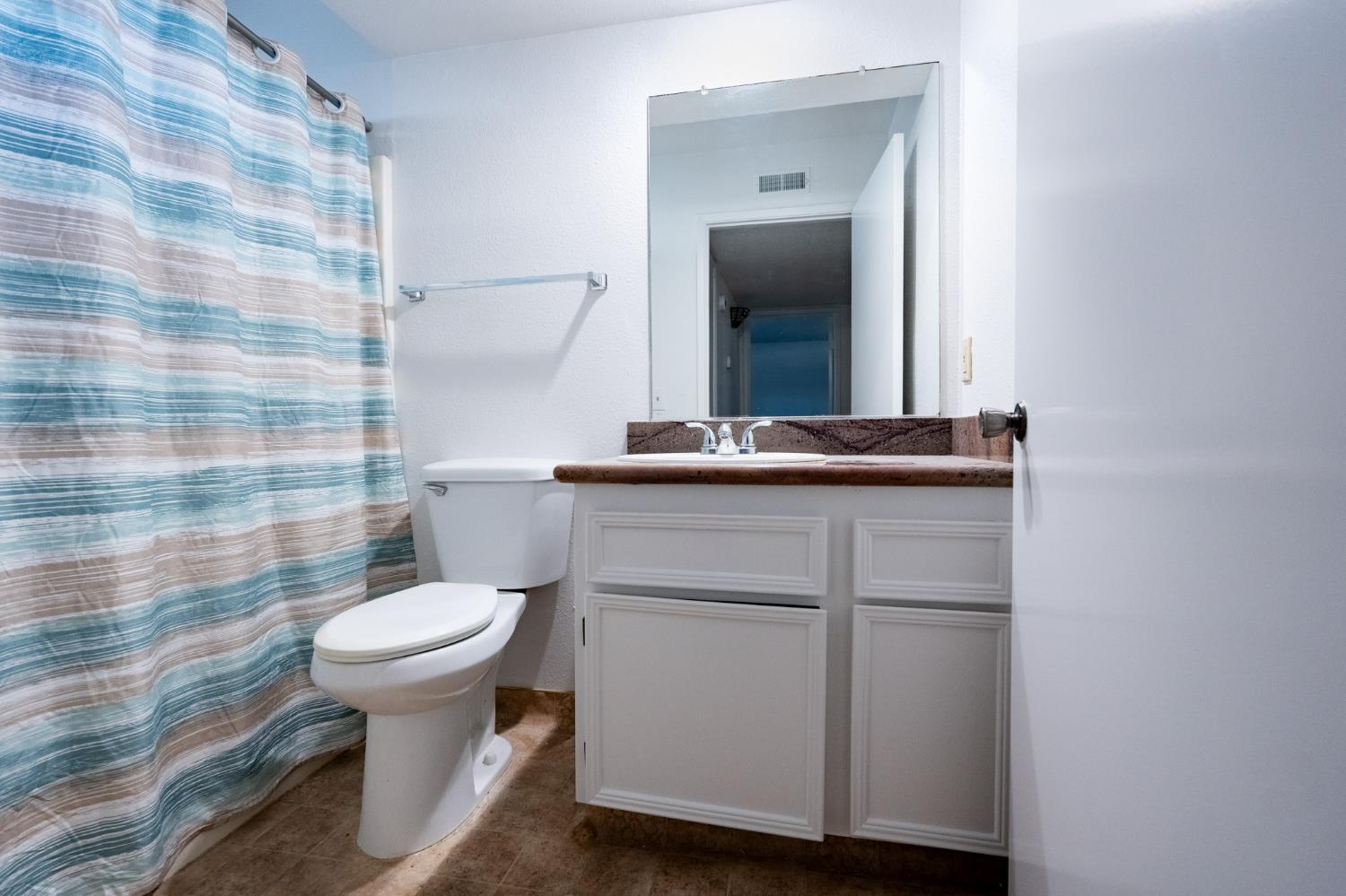 3701 Colonial Dr #89, Modesto, CA 95356