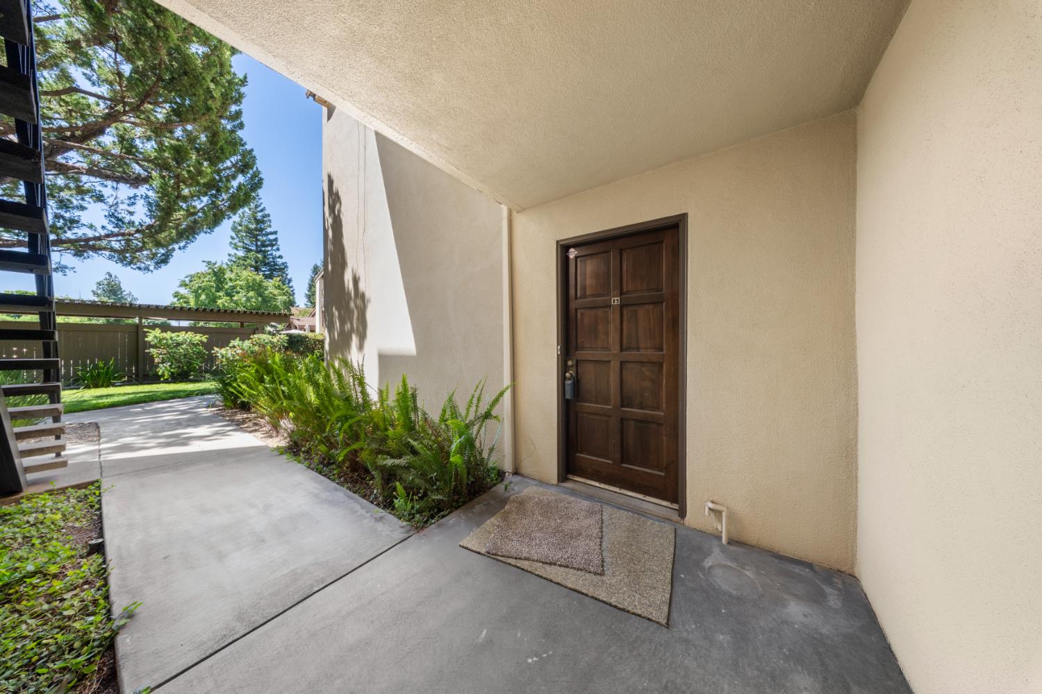 3701 Colonial Dr #89, Modesto, CA 95356