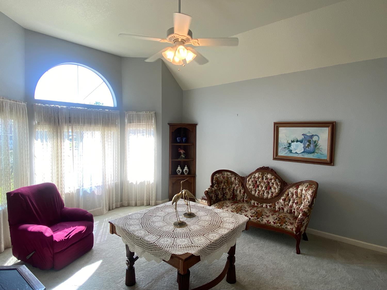 345 Riviera Way, Turlock, CA 95382