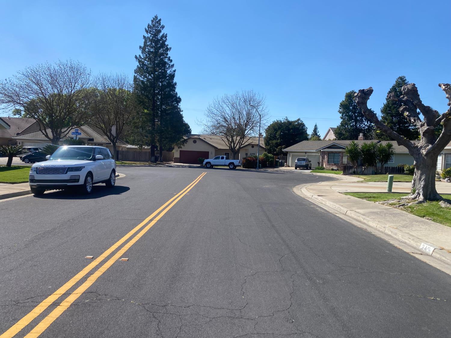 345 Riviera Way, Turlock, CA 95382