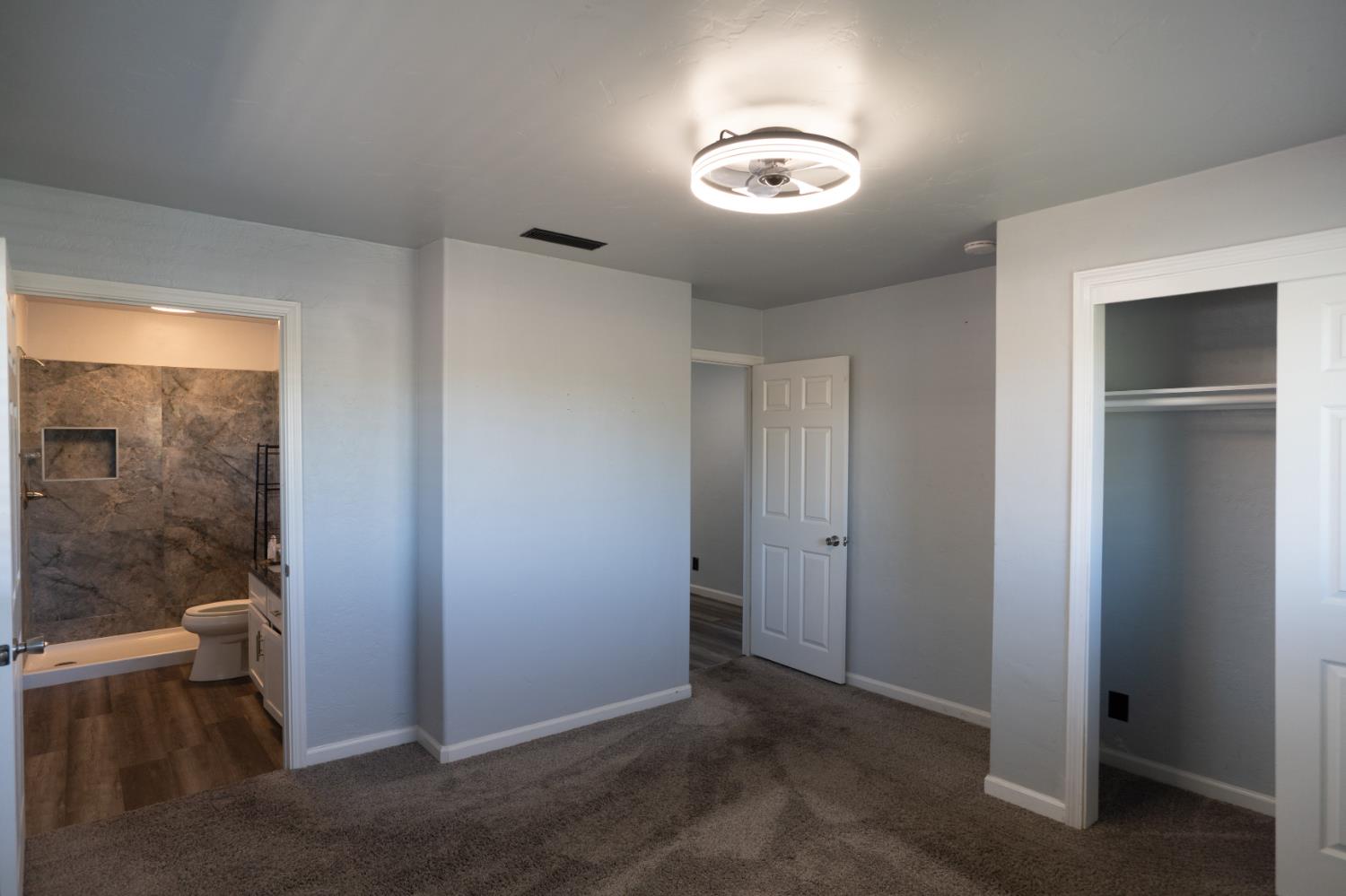 27 Emerald Dr, Merced, CA 95340