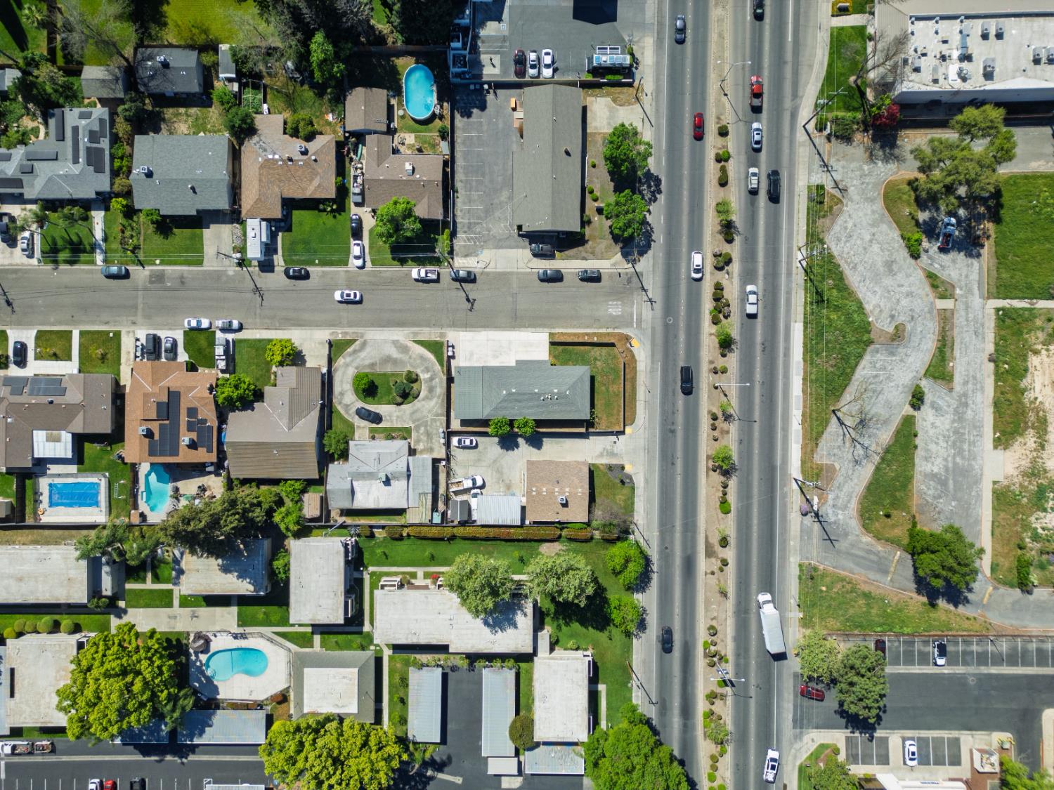 27 Emerald Dr, Merced, CA 95340