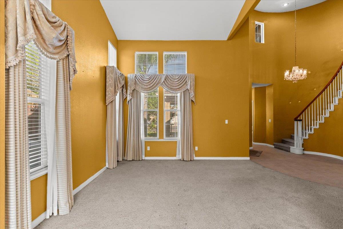 2050 Geneva Way, Manteca, CA 95337