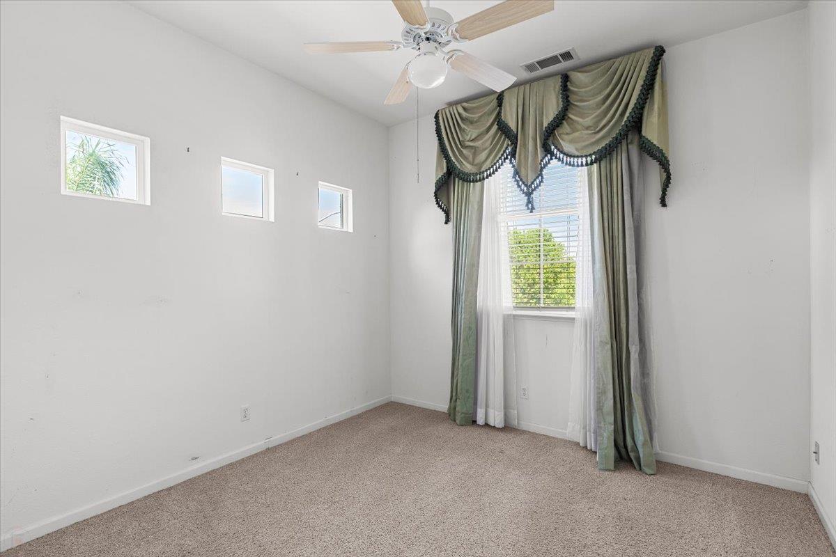 2050 Geneva Way, Manteca, CA 95337