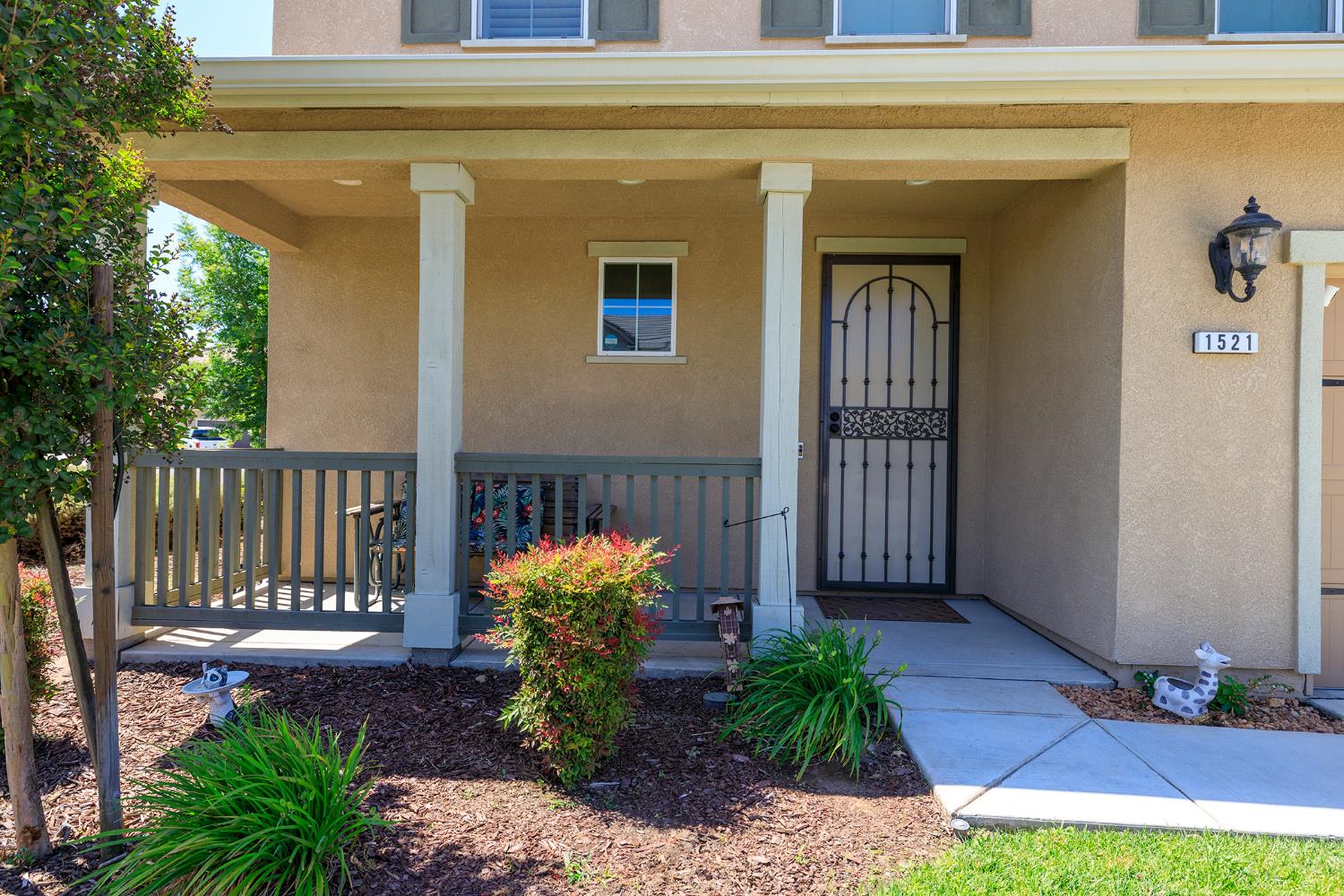 1521 Deborah Cir, Escalon, CA 95320