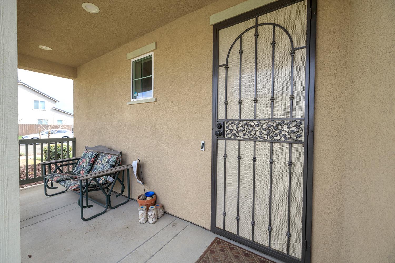 1521 Deborah Cir, Escalon, CA 95320